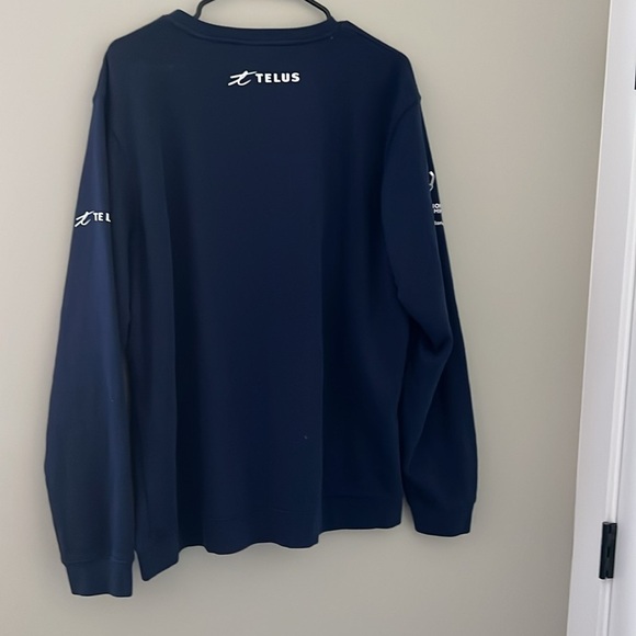 Nike Blue and White Long Sleeve Tee with Vancouver Victoria Print - Picture 2 of 4